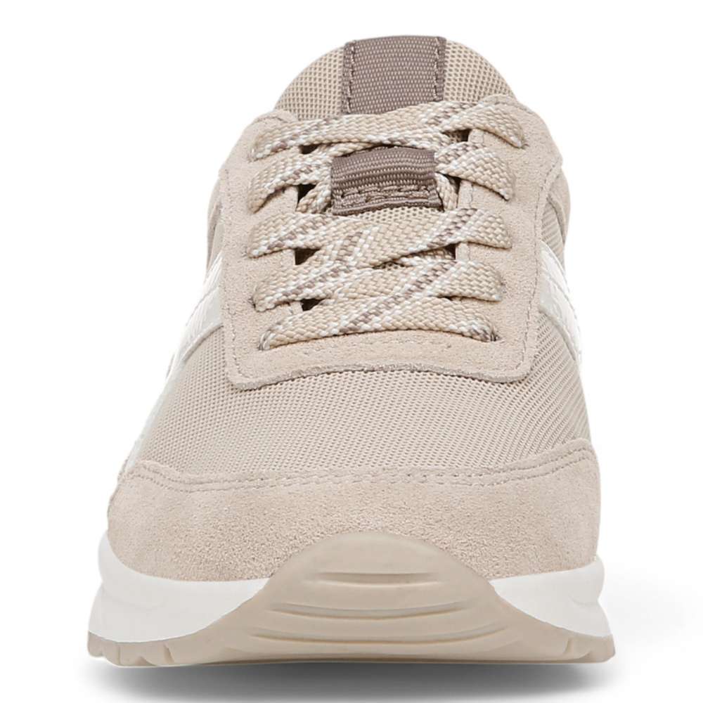 Shay Jogger Lace Up Sneaker - White/Beige