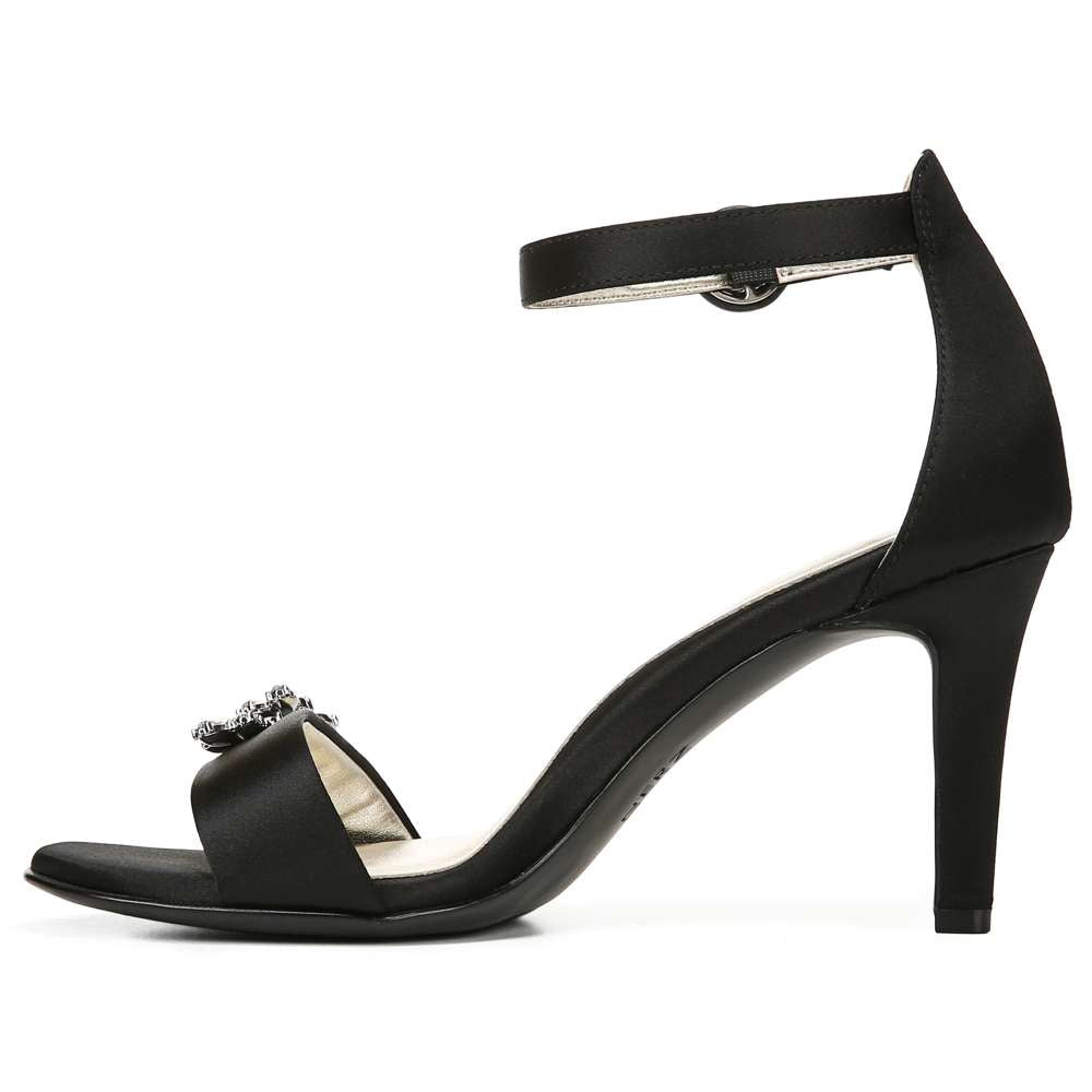 Kinsley 3 Pump - Black