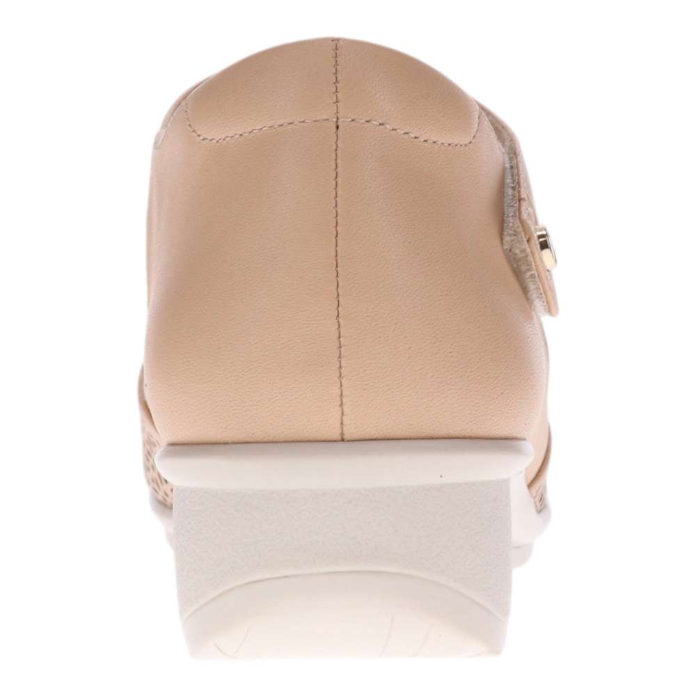 Osaka Mary-Jane - Sand