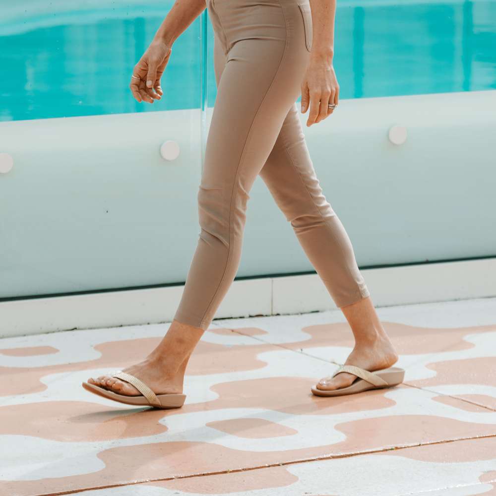 Allora Toe Post Sandal - Champagne