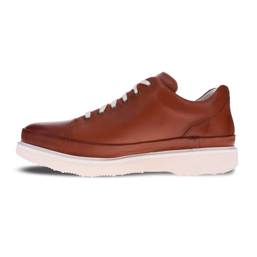 Fast Casual Lace-Up - Whiskey